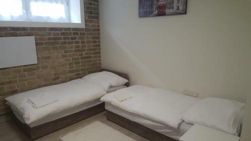 Orhidea Szuter�n Apartman