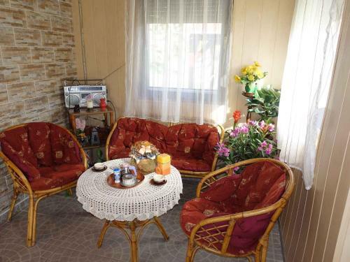 Holiday Home In Balatonmariaf�rdo 19435