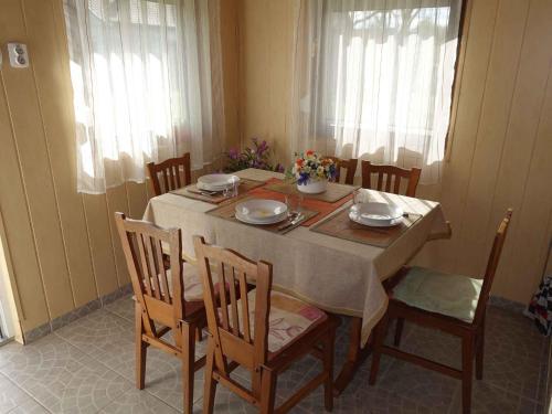 Holiday Home In Balatonmariaf�rdo 19435