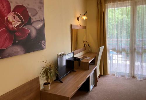 Park Hotel Hark�ny