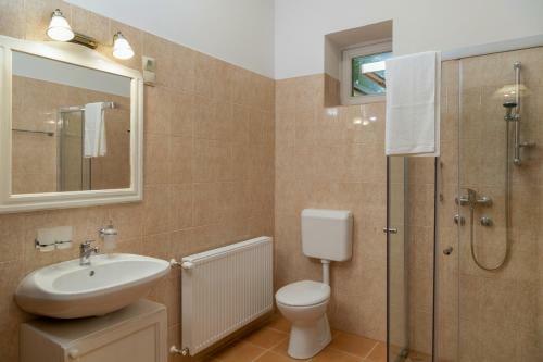 Hostal Balzsam Apartmanh�z