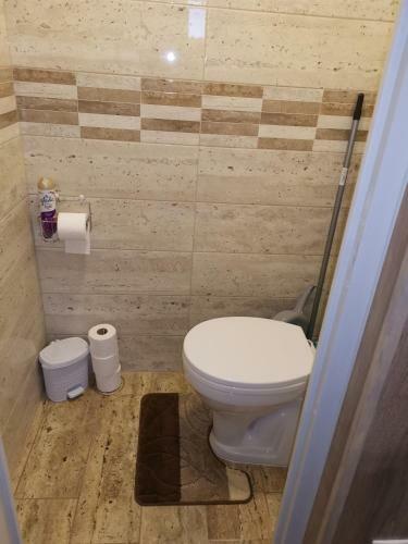 Lili Apartman