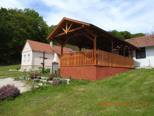 Apartamento Luku Hegyi Pihen?h�z