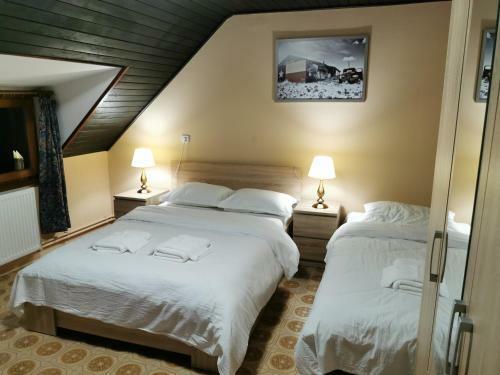 Hostal Ambient Deluxe Apartman