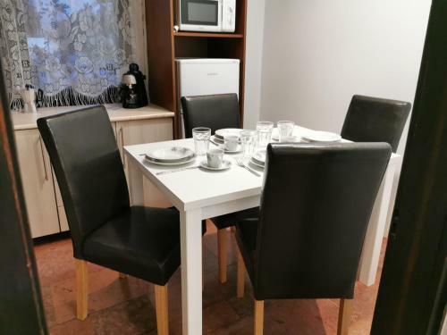 Hostal Ambient Deluxe Apartman