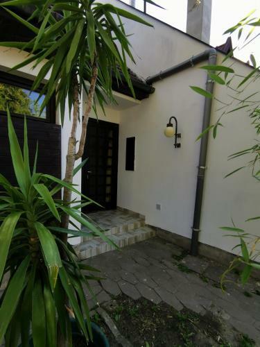 Hostal Ambient Deluxe Apartman