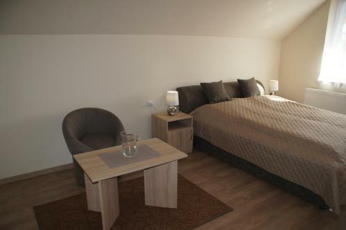 Hostal Pacsirta Apartman