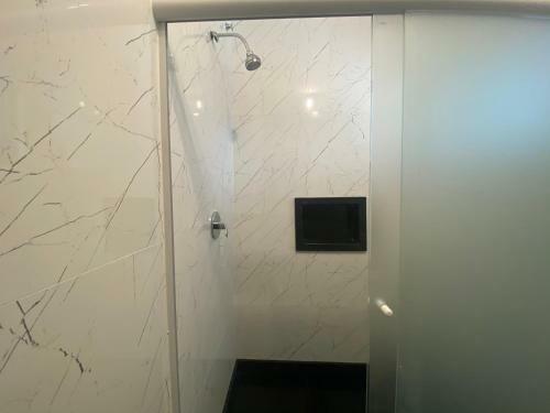 Casa Com Ar-condicionado E Chuveiro A G�s, Novinha E Central