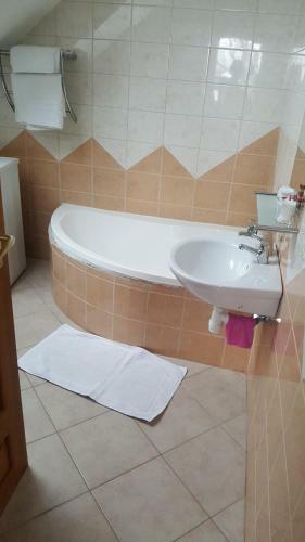 �gnes Apartman