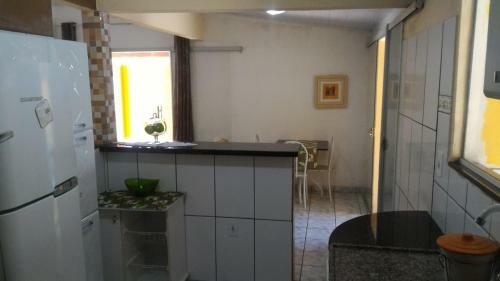 Casa Em Prado Com Piscina - Temporada