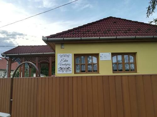 Apartamento �den Vend�gh�z
