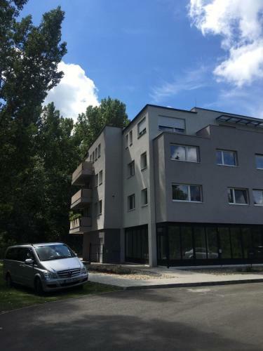 Thermal Forest Apartment