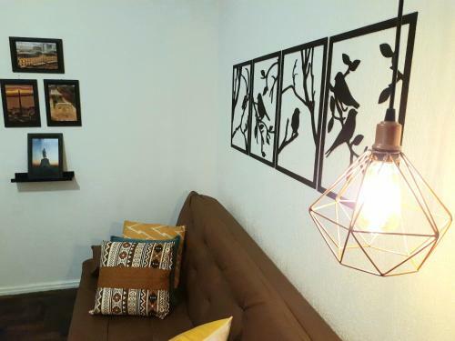 Apartamento Amplo, Aconchegante E Pertinho De Tudo