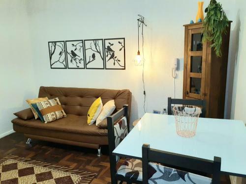 Apartamento Amplo, Aconchegante E Pertinho De Tudo