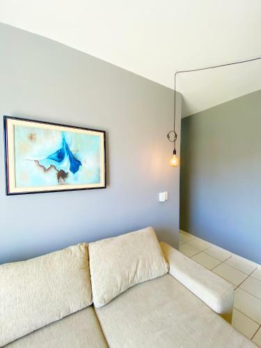 Apartamento Apto Novo, Bem Localizado E Mobiliado