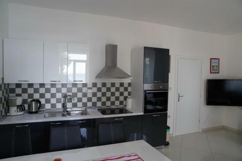 Sesar Apartments Krk - No. 2 Vinko