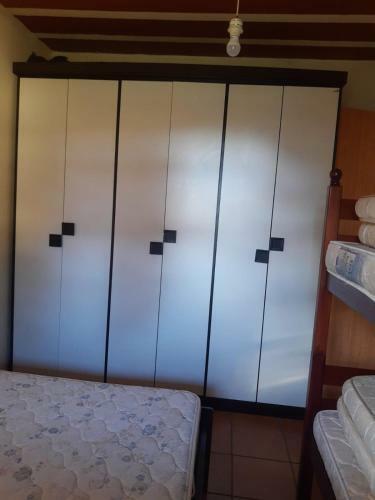 Casa Simples E Aconchegante Com Dois Quartos.