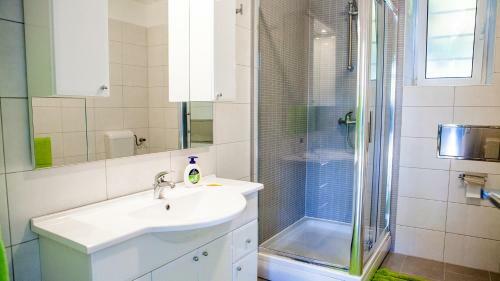 Apartamentos Lina At The Best