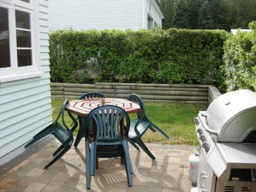 Alpine Holiday Apartments & Campground