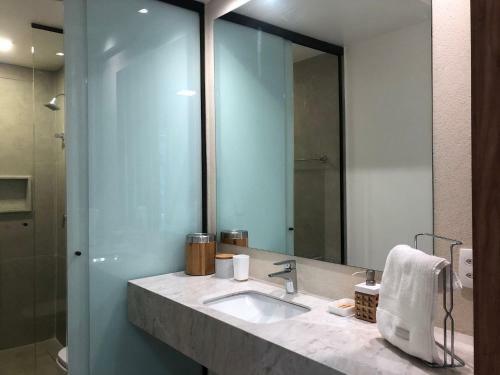 Apartamento Qavi - Flat Completo Com Dois Quartos Com Varanda E Jardim Privativo