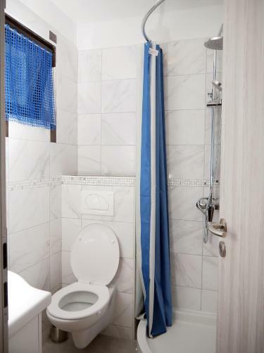 Apartment Gaga And Nia