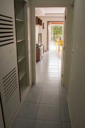 Apartamento Apto. Sara Com 2 Quartos Ate 5 Pessoa,no Ubaia Residence