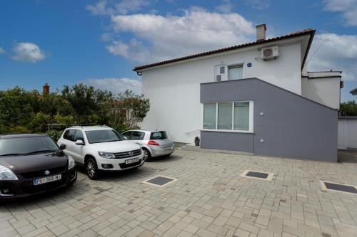 Apartamentos Adrijana 2