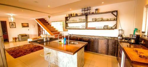 Qavi - Villa Dos Pelicanos #vistamar #centropipa