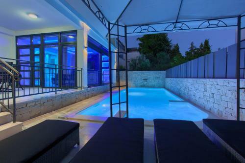 Luxury Vall Apartment