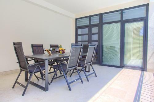Luxury Vall Apartment
