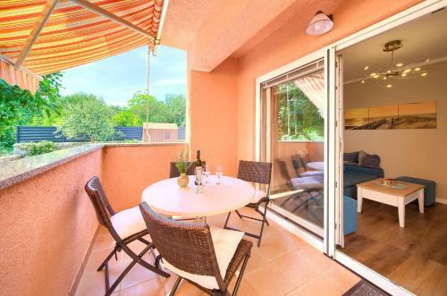 Apartman Bor