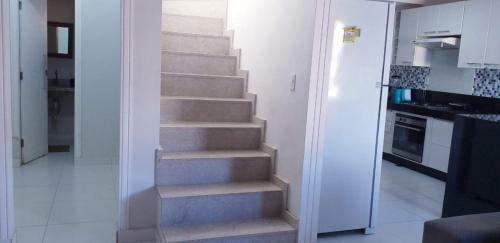 Apartamento Com Piscina Proximo � Praia