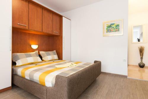 Hostal Guest House Krk Town Centre