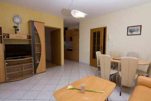 Apartamentos Janja
