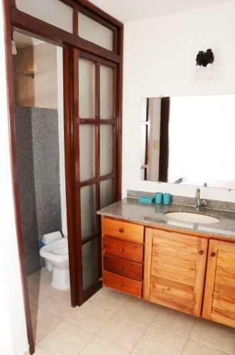 Praiamar Guest House