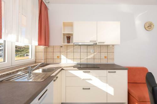 Apartments With Pool Ivana Krk