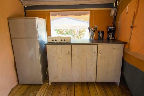 Easyatent Safaritent Comfort Camping Krk