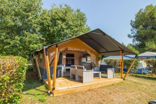 Easyatent Safaritent Comfort Camping Krk