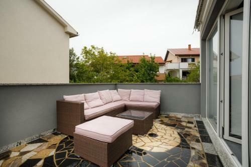 Apartments Lacic