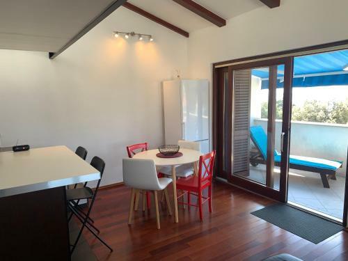 Seaside Apartments Petar
