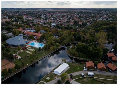 Hotel Kum�nia