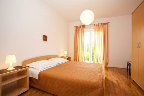 Apartment Karmela