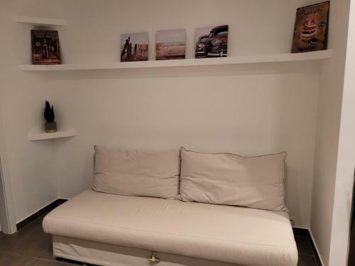 Lovely Apartment With Free Parking