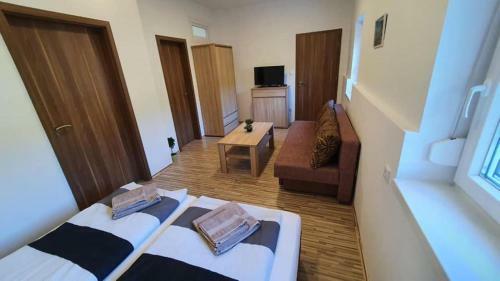 Bork�ti Panzi� �s Apartman