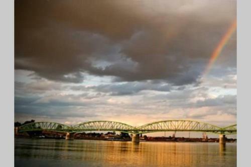 Romantic Holiday Cottage By The Danube