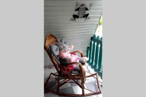 Romantic Holiday Cottage By The Danube