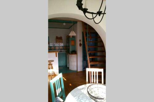 Romantic Holiday Cottage By The Danube