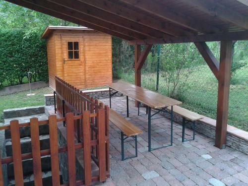 Hostal Cseresznyevir�g Vend�gh�zak