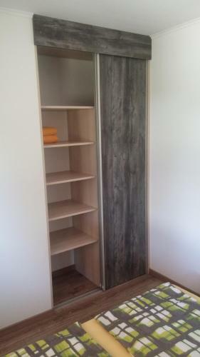 Hostal Cseresznyevir�g Vend�gh�zak