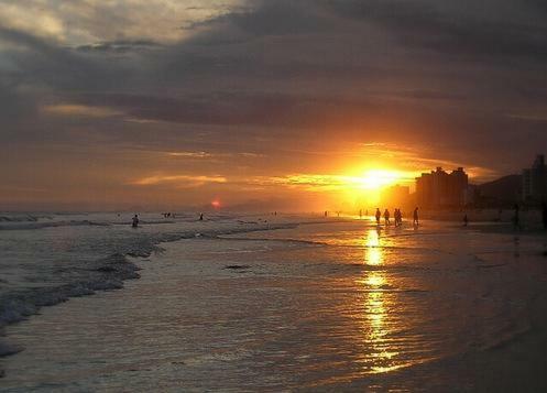 Apartamento Na Praia Grande